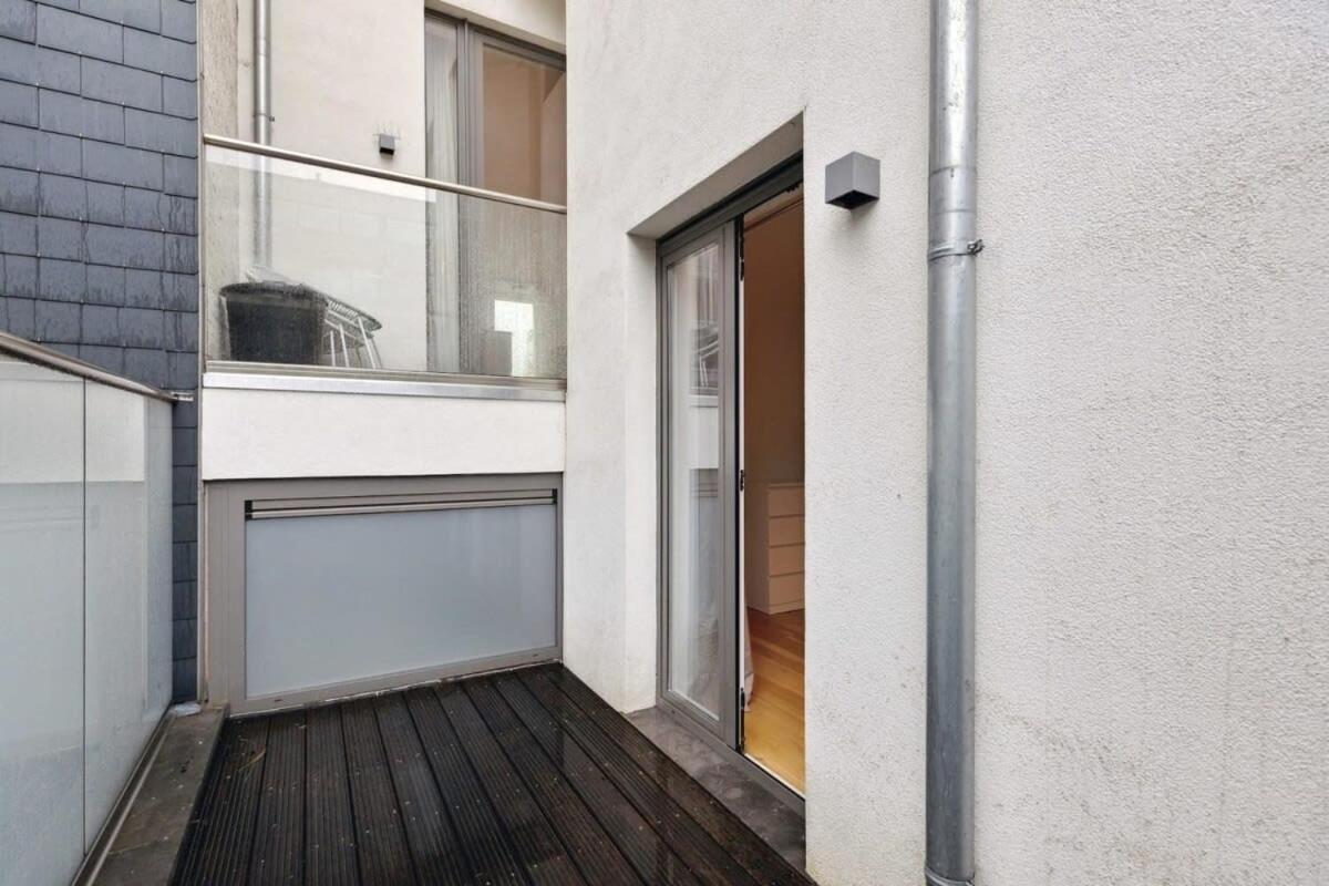 Bright Waterfront Apartment Antwerpen Exteriör bild