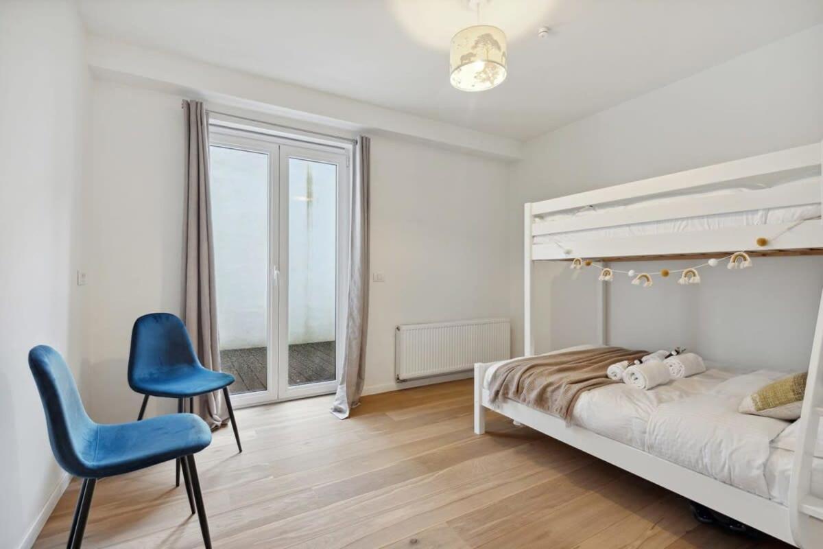Bright Waterfront Apartment Antwerpen Exteriör bild